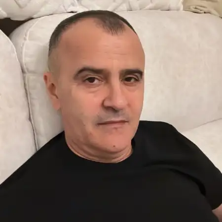 Идрисхан, 49Россия