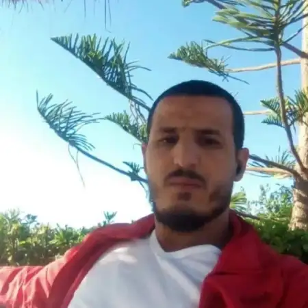 Tarek, 42 Алжир