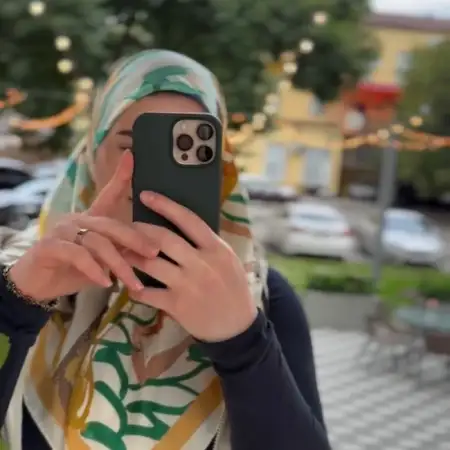 Aisha, 33США 