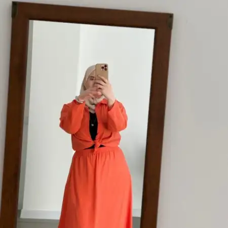 Aisha, 33США