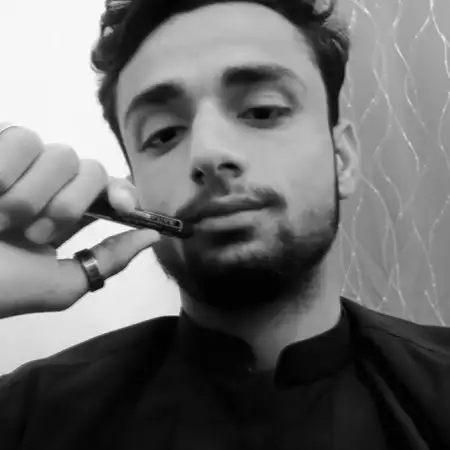 Umar, 21Пакистан 