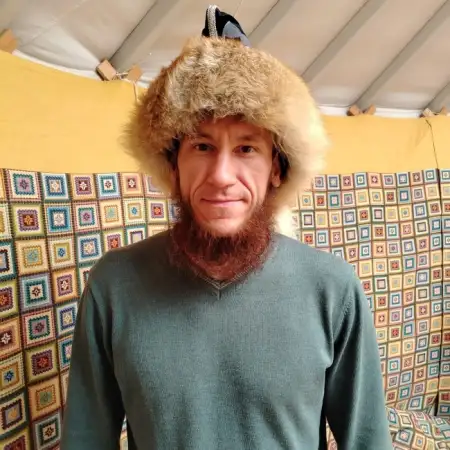 Денис, 35Россия 