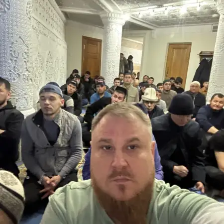 Рафаэль, 42Россия 