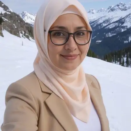 Halima, 43США