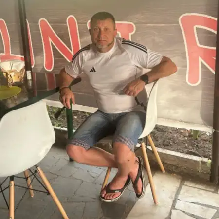 Амир, 43Россия 