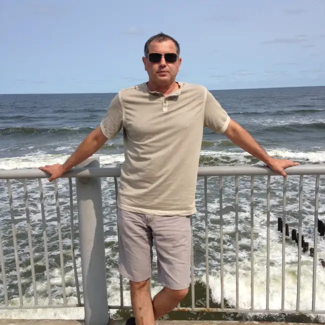 Артур, 49, Россия
