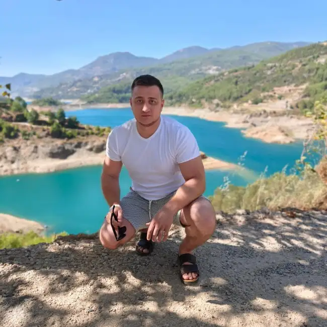 Анур, 33, Россия