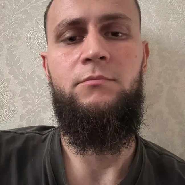Гаджимурад · 32 ·           