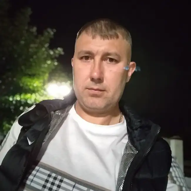 Вадим, 37, Россия